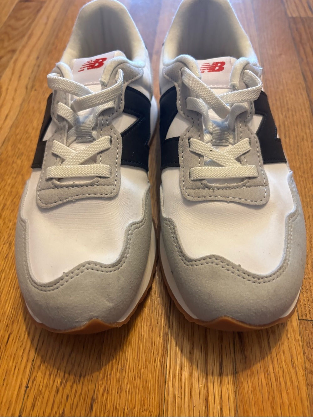 NWOB New Balance 237 Kids' White, Gray & Black Sneakers - Wide Fit, Sz 3